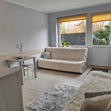 Goscinne Biura Turystycznego Kris *