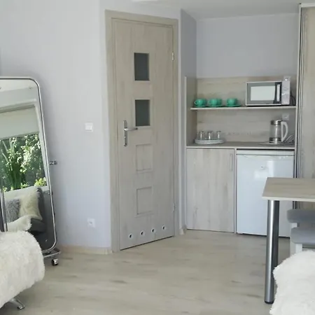 Goscinne Biura Turystycznego Kris *