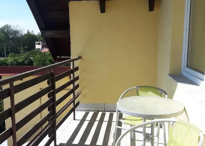 Goscinne Biura Turystycznego Kris Kudowa Zdroj