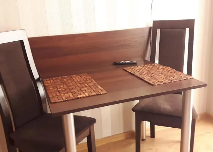 Goscinne Biura Turystycznego Kris *