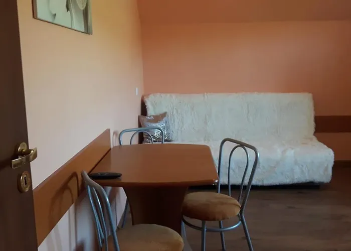 Goscinne Biura Turystycznego Kris Kudowa Zdroj