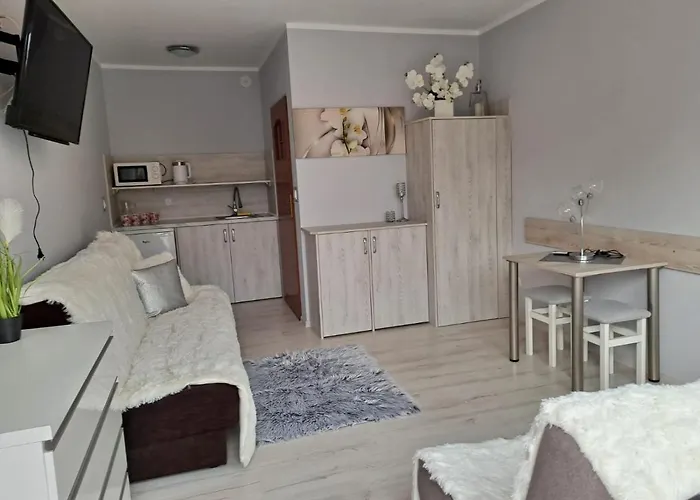 Goscinne Biura Turystycznego Kris * Kudowa Zdroj